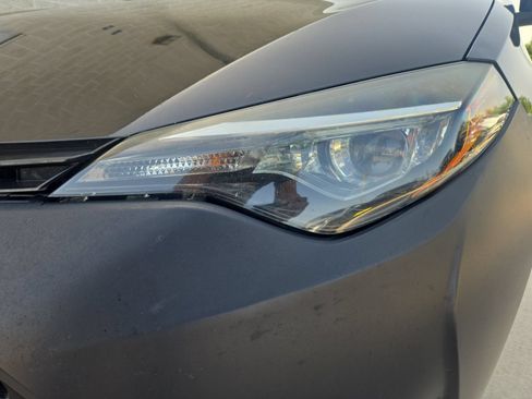 Used 2019 Toyota Corolla LE FWD image 9