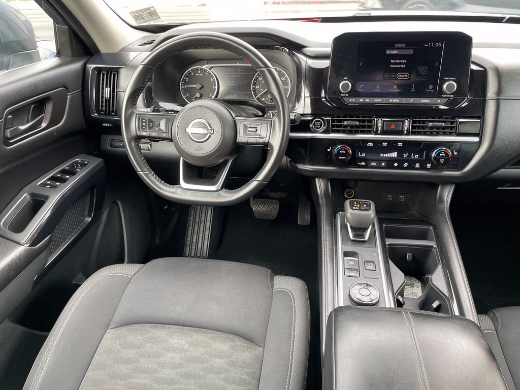 Certified 2024 Nissan Pathfinder SV w/ Lighting Package (N92) AWD/4WD image 8