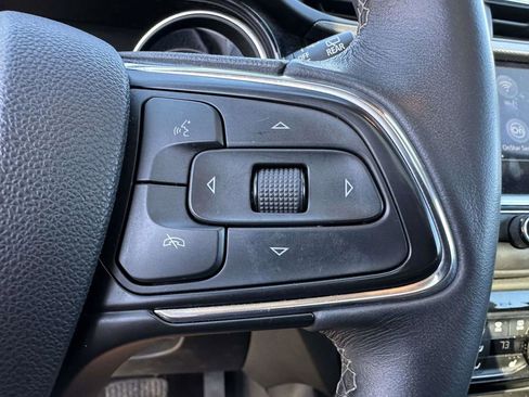 Used 2023 Buick Encore GX Essence w/ Experience Buick Package image 30