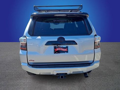Used 2021 Toyota 4Runner Venture AWD/4WD image 6