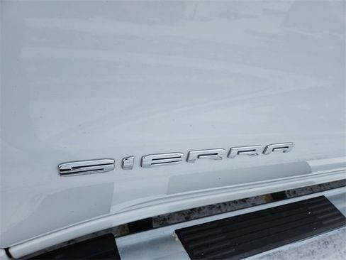 Used 2019 GMC Sierra 1500 SLT w/ SLT Premium Plus Package image 32