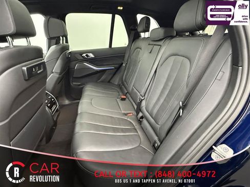 Used 2021 BMW X5 M50i w/ Premium Package AWD/4WD image 31