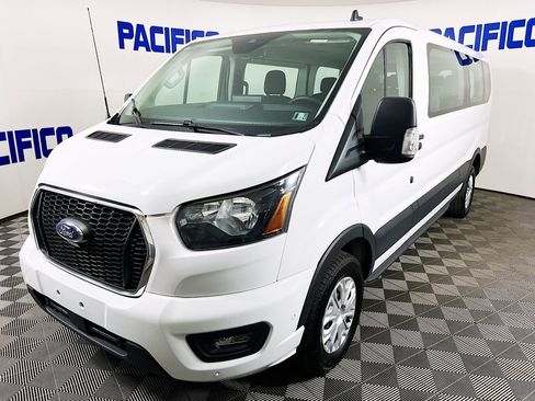 Certified 2023 Ford Transit 350 XLT RWD image 4