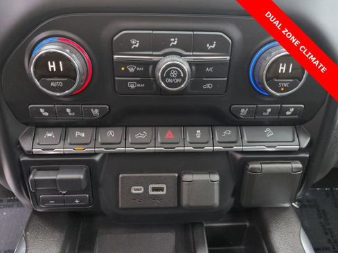 Used 2019 Chevrolet Silverado 1500 High Country w/ Technology Package image 18
