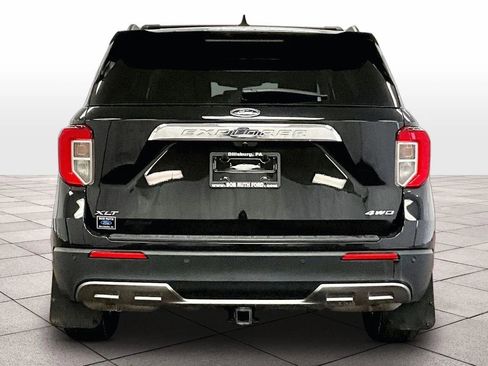 Certified 2023 Ford Explorer XLT w/ Equipment Group 202A image 4