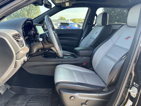 Used 2023 Dodge Durango R/T RWD image 5