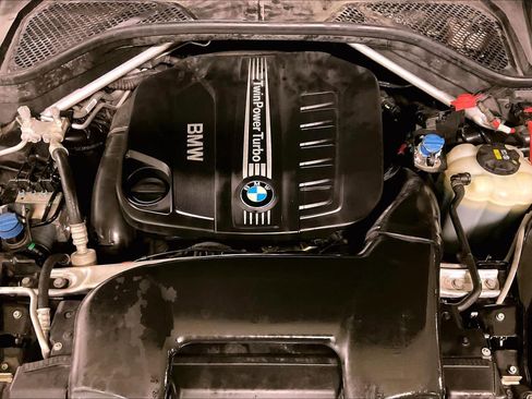 Used 2017 BMW X5 xDrive35d image 29