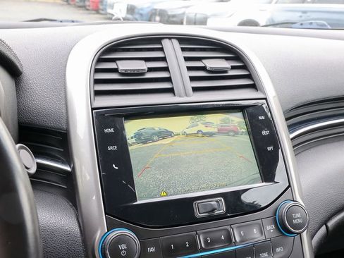 Used 2015 Chevrolet Malibu LTZ FWD image 15