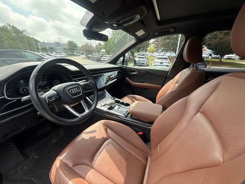 Used 2021 Audi Q7 2.0T Premium w/ Convenience Package AWD/4WD image 10