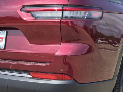 New 2026 Jeep Grand Cherokee L 4WD image 15