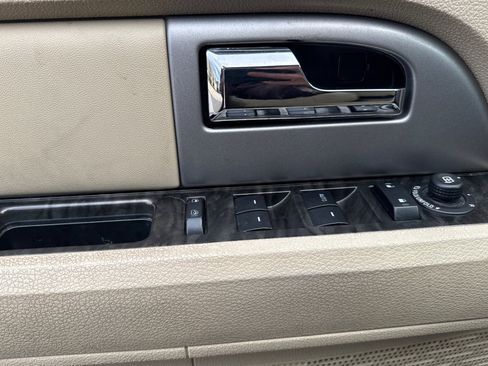 Used 2015 Ford Expedition EL Limited w/ Equipment Group 301A image 11