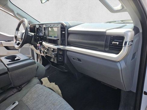 Used 2024 Ford F250 XLT w/ FX4 Off-Road Package AWD/4WD image 18