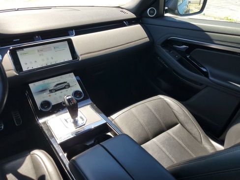 Used 2020 Land Rover Range Rover Evoque R-Dynamic SE AWD/4WD image 15