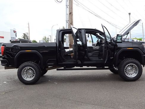 Used 2025 GMC Sierra 3500 AT4 w/ AT4 Premium Plus Package AWD/4WD image 45