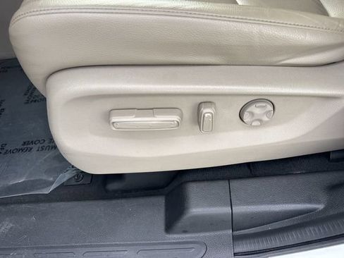 Used 2023 Honda Odyssey EX-L image 12