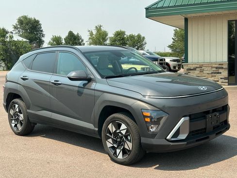 Used 2025 Hyundai Kona SEL AWD/4WD image 7