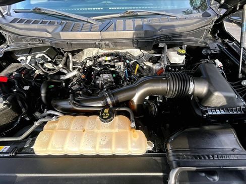 Used 2022 Ford F150 XLT w/ Equipment Group 302A High image 9