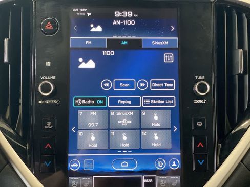 Used 2023 Subaru Ascent Touring AWD/4WD image 19