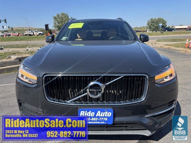 Used 2017 Volvo XC90 T6 Momentum w/ Vision Package AWD/4WD image 2