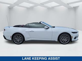 New 2025 Ford Mustang Premium video 3