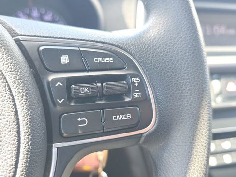 Used 2017 Kia Optima LX FWD image 20