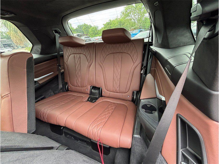 Used 2023 BMW ALPINA XB7 AWD/4WD image 47