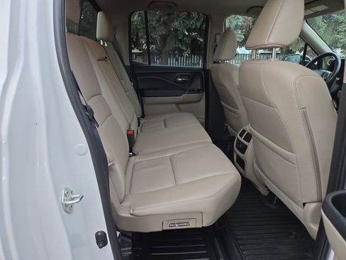 Used 2023 Honda Ridgeline RTL-E image 37