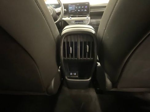 Used 2025 Hyundai Kona SEL AWD/4WD image 26