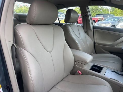 Used 2007 Toyota Camry LE FWD image 18