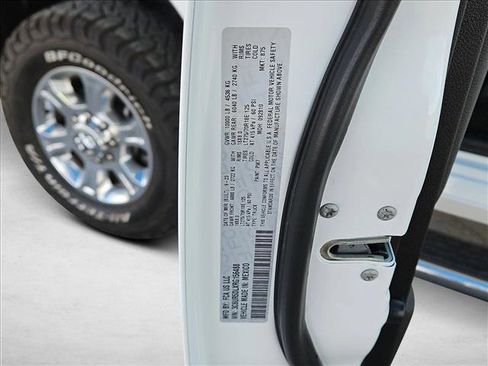 Used 2024 RAM 2500 Big Horn w/ Off Road Package image 24