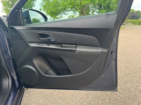 Used 2014 Chevrolet Cruze LT FWD image 28