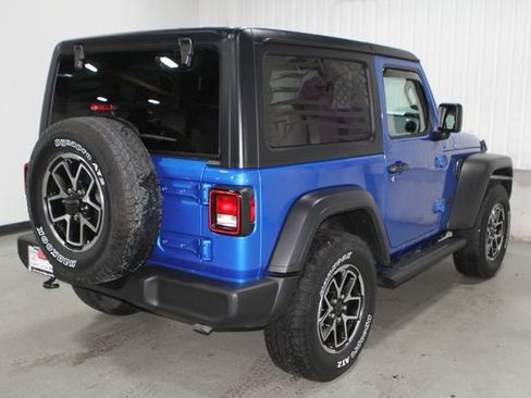 Used 2024 Jeep Wrangler Sport AWD/4WD image 33