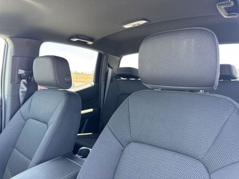 New 2026 GMC Canyon Elevation w/ LPO, Black Badging Package RWD image 21
