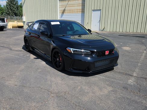 Used 2024 Honda Civic Type R image 14