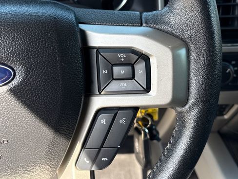 Certified 2020 Ford F250 Lariat w/ Lariat Value Package image 18