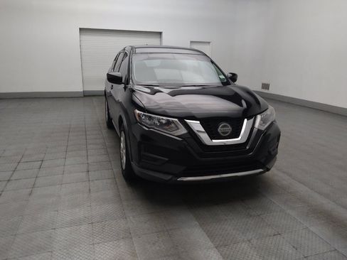 Used 2018 Nissan Rogue S FWD image 13