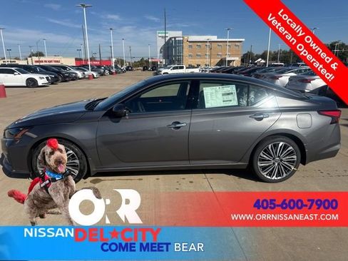 New 2025 Nissan Altima 2.5 SL image 2