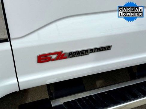 Used 2025 Ford F350 Lariat w/ FX4 Off-Road Package image 3