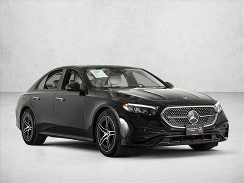 Certified 2025 Mercedes-Benz E 350 4MATIC Sedan image 3