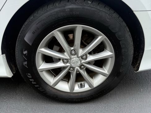 Used 2018 Hyundai Sonata SE FWD image 18