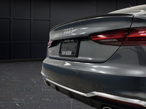 Used 2022 Audi S5 Premium Plus w/ Premium Plus Package image 34