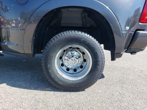 Used 2022 RAM 3500 Limited AWD/4WD image 34