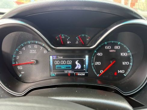 Used 2017 Chevrolet Impala LT FWD image 24