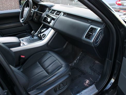 Used 2020 Land Rover Range Rover Sport HST image 17