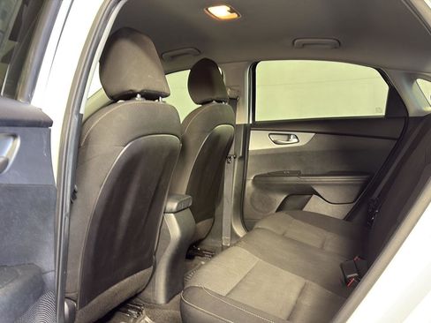 Used 2021 Kia Forte LXS image 19