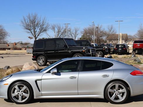 Used 2015 Porsche Panamera S image 6