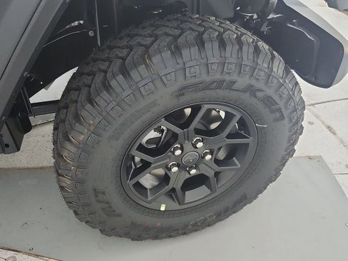 New 2025 Jeep Wrangler Willys image 33