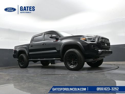 Used 2021 Toyota Tacoma TRD Pro AWD/4WD image 36