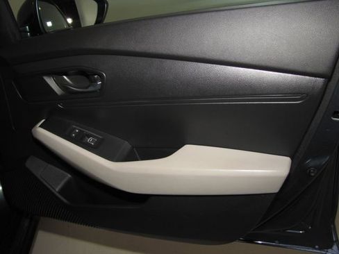Certified 2023 Honda Accord LX image 19