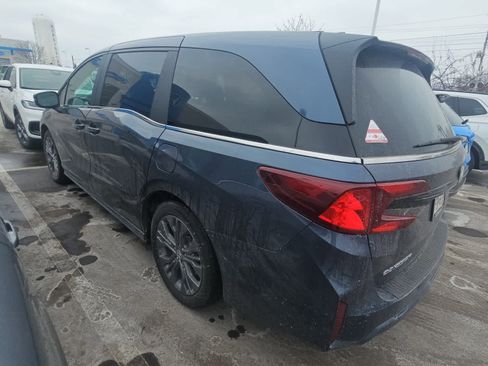 Used 2026 Honda Odyssey Touring image 4